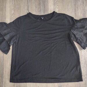 Iris Women's Black Crop Ruffles Blouse Size M